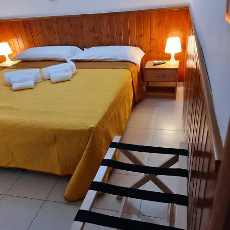 L' Oasi Bed & Breakfast Chiatona