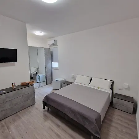 L' Oasi Bed & Breakfast Chiatona