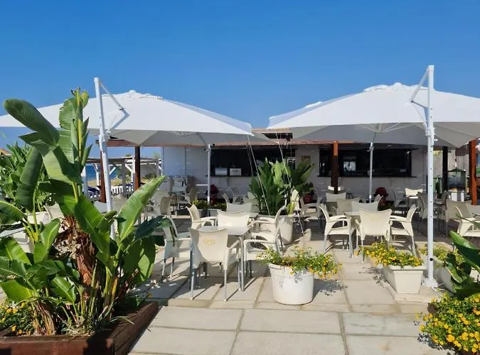 Bed & Breakfast L' Oasi 3*